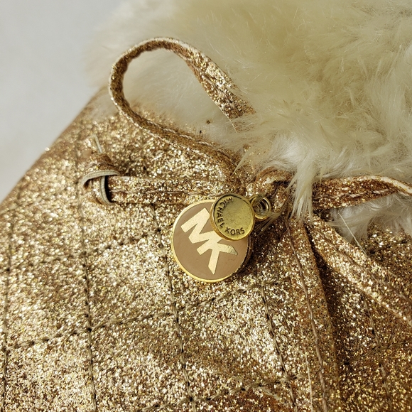 Michael Kors Carter Faux-Fur Slippers - Picture 3 of 7